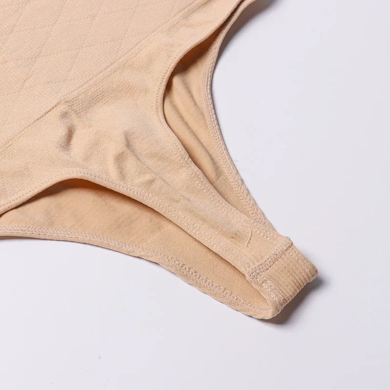 SlimLuxe – Shaping-Tanga mit Bauchkontrolle und Po-Lifting